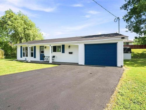 15 Magog Court, Dartmouth, NS 