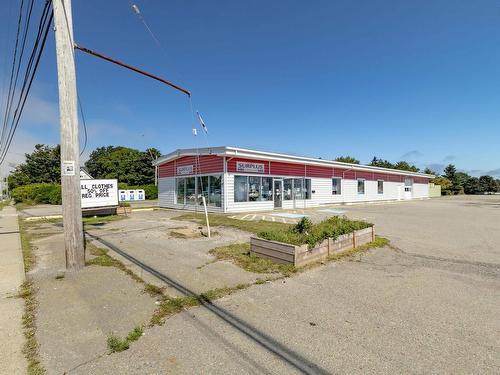 42 Starrs Road, Yarmouth, NS 