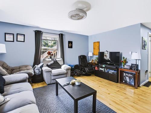 21 Victoria Street W, Amherst, NS 