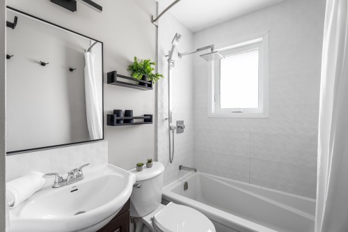 Salle de bains - 133 Av. De Windward Crescent, Pointe-Claire, QC 