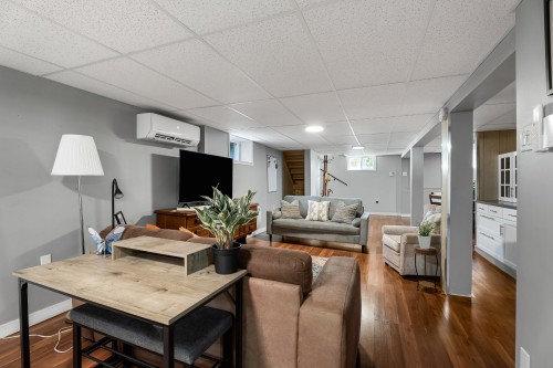 Sous-sol - 133 Av. De Windward Crescent, Pointe-Claire, QC 