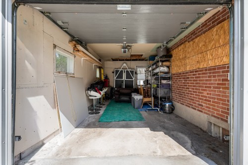 Garage - 133 Av. De Windward Crescent, Pointe-Claire, QC 