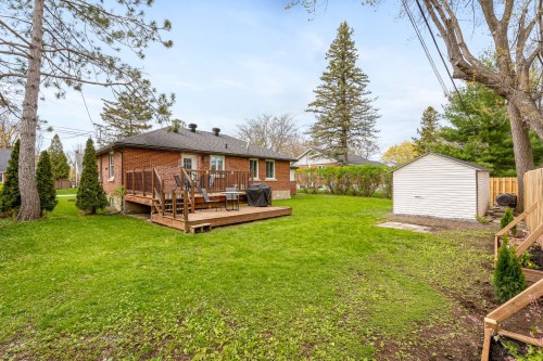 Face arrière - 133 Av. De Windward Crescent, Pointe-Claire, QC 