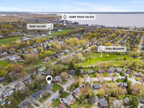 Photo aérienne - 133 Av. De Windward Crescent, Pointe-Claire, QC 