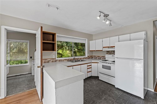 833 Jordon Ave, Nanaimo, BC 