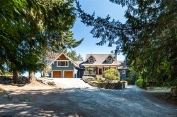11357 Redbud Pl North Saanich, BC V8L 5J9