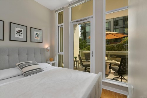 #111-373 Tyee Rd, Victoria, BC 