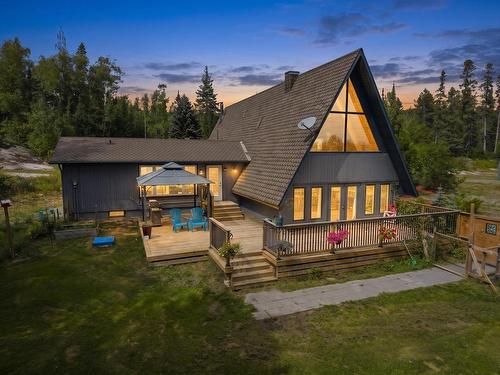 1950 Lakeshore Drive  Shuniah, ON P7A 0L3