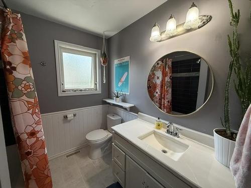 120 Minto Cres, Kenora, ON 