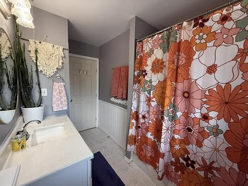 120 Minto Cres, Kenora, ON 