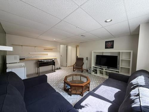 120 Minto Cres, Kenora, ON 