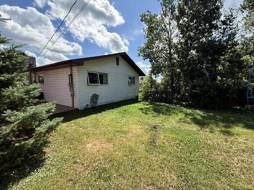 120 Minto Cres, Kenora, ON 