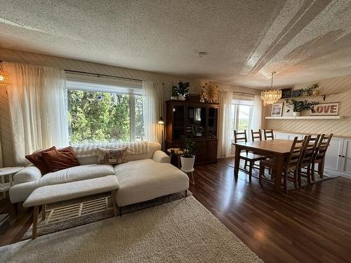 120 Minto Cres, Kenora, ON 