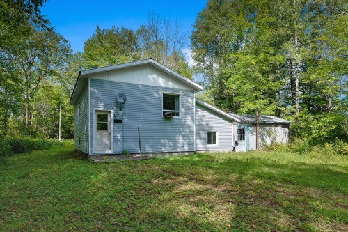 Front of Structure - 520C 13E Concession, Clarendon, QC 