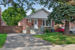 24 Glenshaw Crescent Toronto, ON M4B 2C9