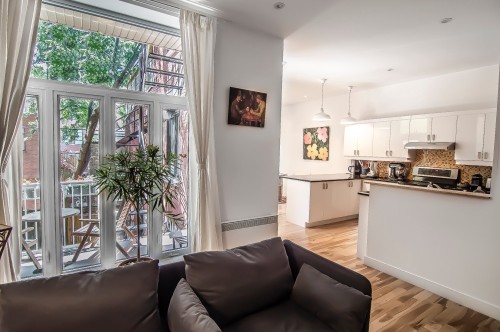 Living Room - A-3614 Av. Laval, Montréal (Le Plateau-Mont-Royal), QC 