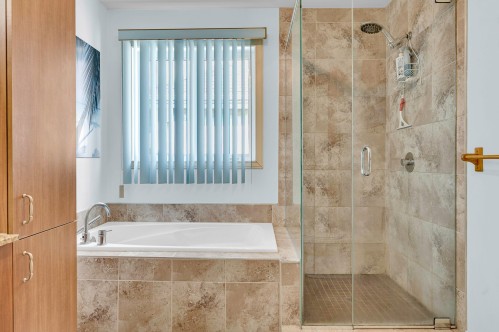 Salle de bains - 9-360 Rue Cherrier, Saint-Jérôme, QC 