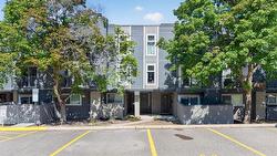 47-1221 Hugh Allan Drive Kamloops, BC V1S 1M7
