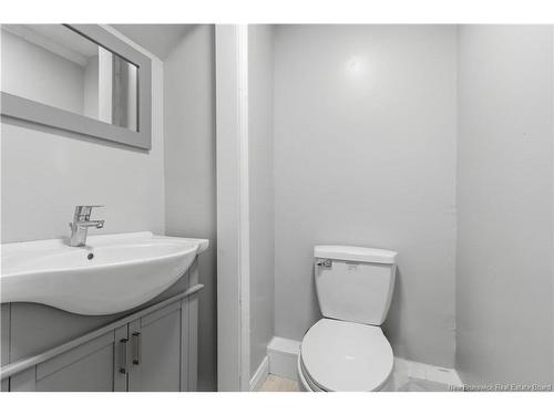 323 Saunders St, Fredericton, NB 