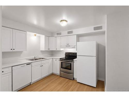 323 Saunders St, Fredericton, NB 