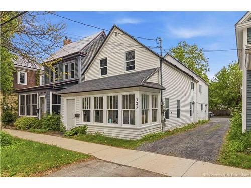 323 Saunders St, Fredericton, NB 