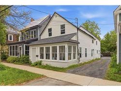 323 Saunders ST Fredericton, NB E3B 1T7