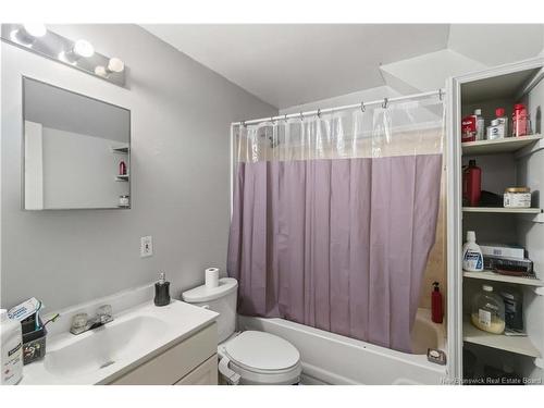 323 Saunders St, Fredericton, NB 