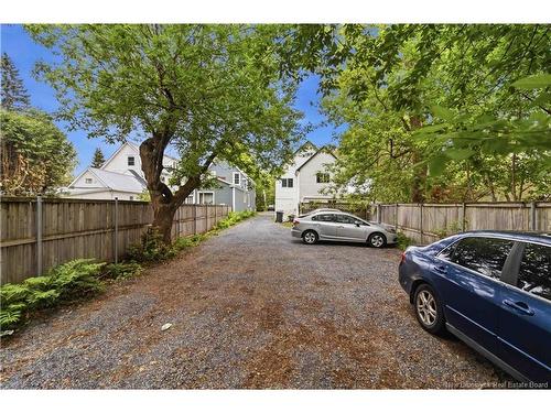323 Saunders St, Fredericton, NB 