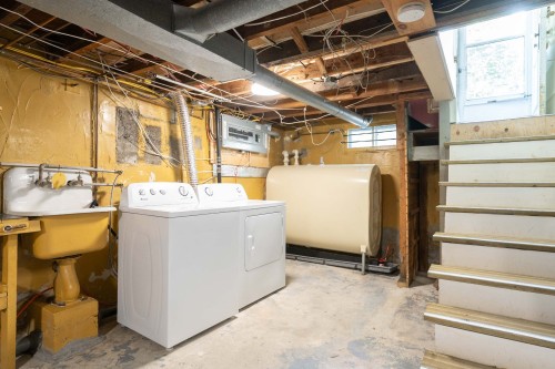 Basement - 109 Av. Queen, Pointe-Claire, QC 