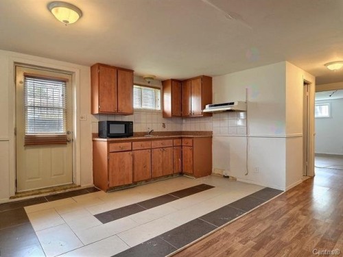 Bachelor - 439 Rue Léon-Bloy E., La Prairie, QC 
