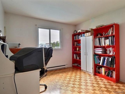 Bedroom - 439 Rue Léon-Bloy E., La Prairie, QC 