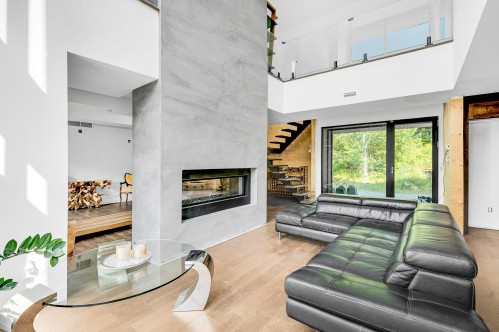 Living Room - 15 Rue Fleet, Gore, QC 
