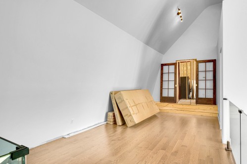 Passageway - 15 Rue Fleet, Gore, QC 