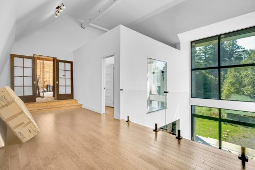 Passageway - 15 Rue Fleet, Gore, QC 