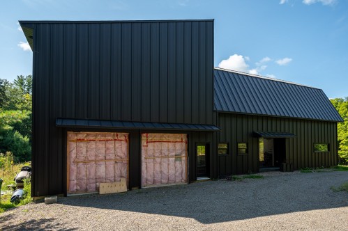 Garage - 15 Rue Fleet, Gore, QC 