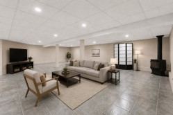 Family Room - 