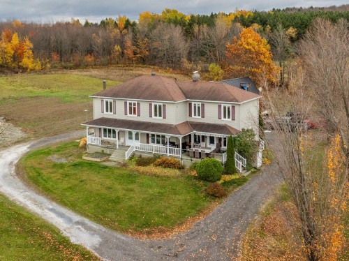 Front of Structure - 1389Z Ch. Dymond, Dunham, QC 