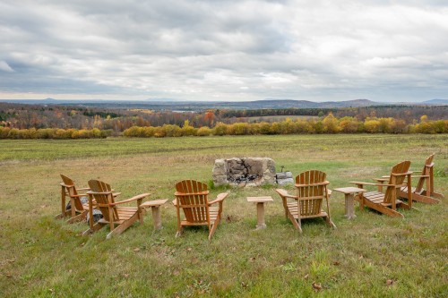 View - 1389Z Ch. Dymond, Dunham, QC 