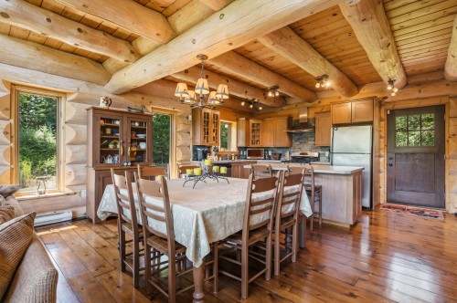 Salle à manger - 221 Ch. De L'Avalanche, Lac-Supérieur, QC 