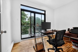 Bureau - 