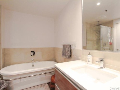 Salle de bains - 405-1199 Rue Bishop, Montréal (Ville-Marie), QC 