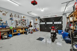 Garage - 