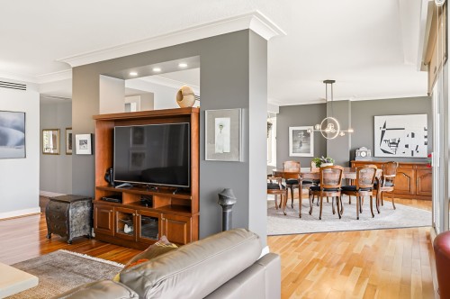 Living Room - 501-5895 Rue St-Laurent, Lévis (Desjardins), QC 