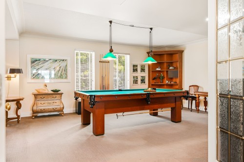 Game Room - 501-5895 Rue St-Laurent, Lévis (Desjardins), QC 