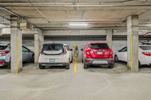 Parking - 501-5895 Rue St-Laurent, Lévis (Desjardins), QC 