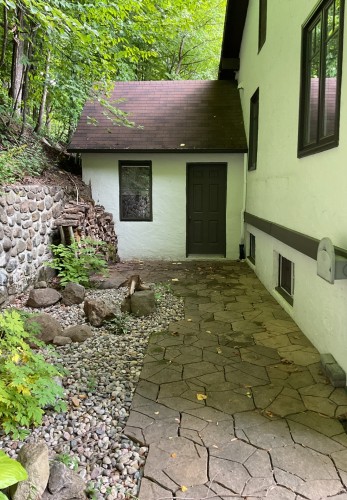 Remise - 173 Av. St-Jacques, Saint-Sauveur, QC 