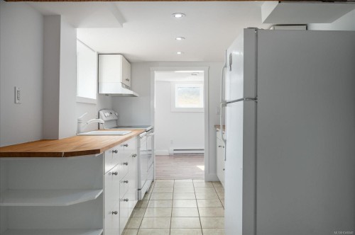 733 Fitzwilliam St, Nanaimo, BC 