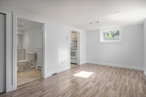 733 Fitzwilliam St, Nanaimo, BC 