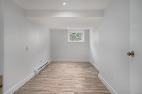 733 Fitzwilliam St, Nanaimo, BC 