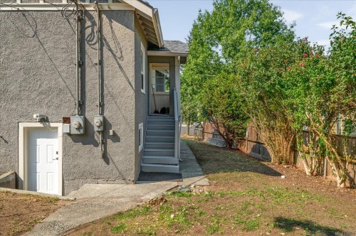 733 Fitzwilliam St, Nanaimo, BC 